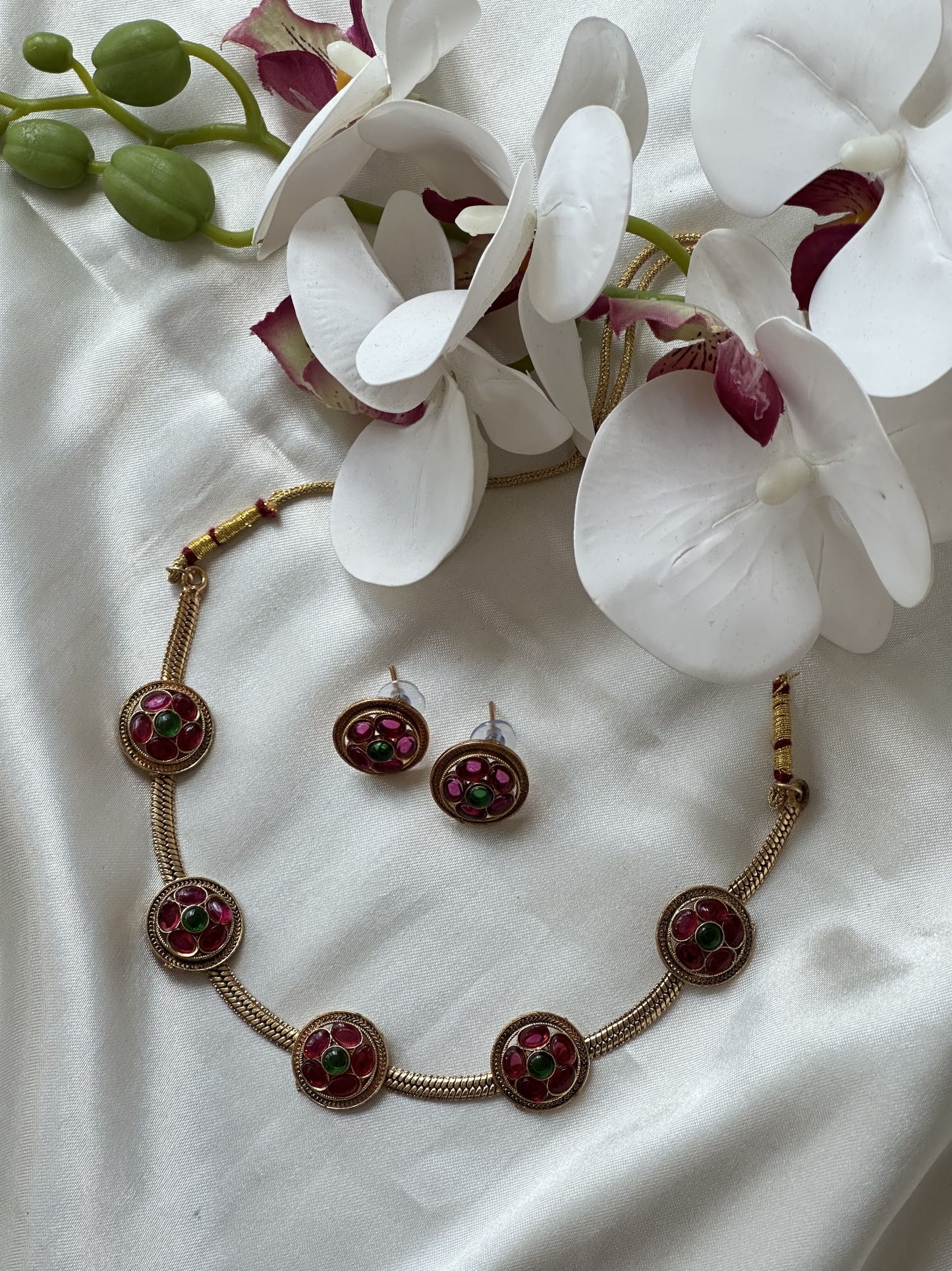 Round Thick Chain Choker (Ruby)