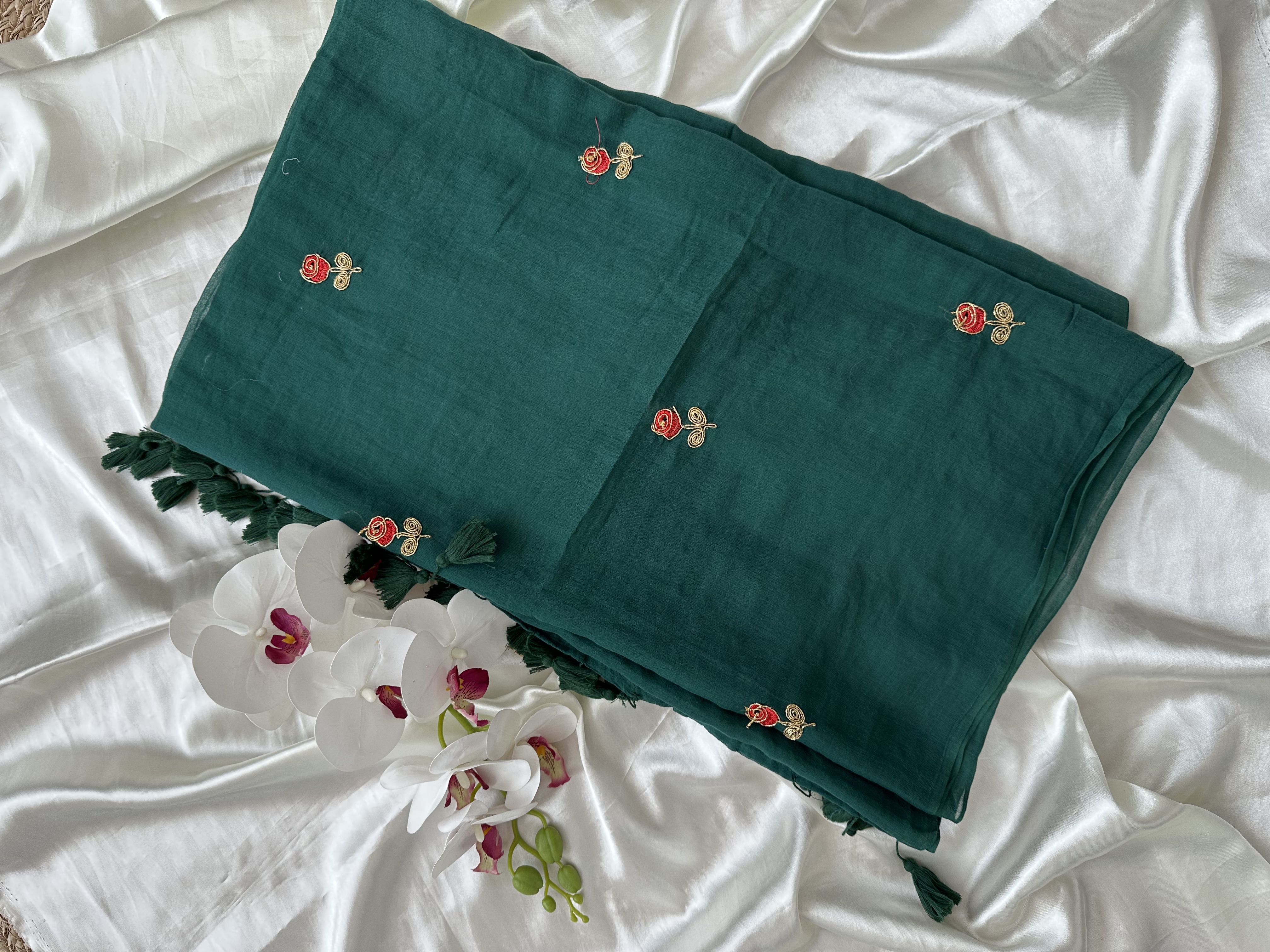 Mul Saree with Roses