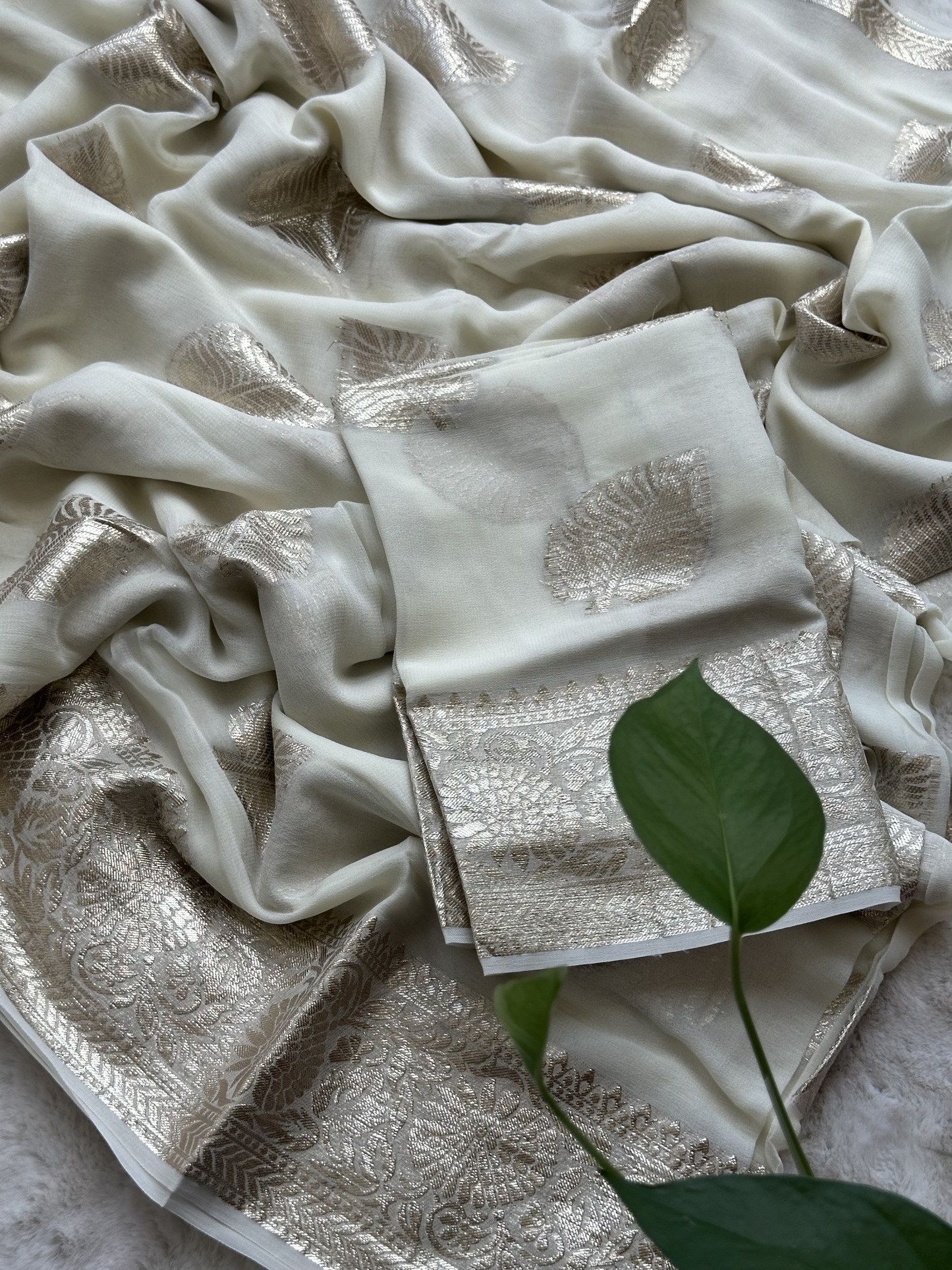 Leaf Viscose Georgette Saree