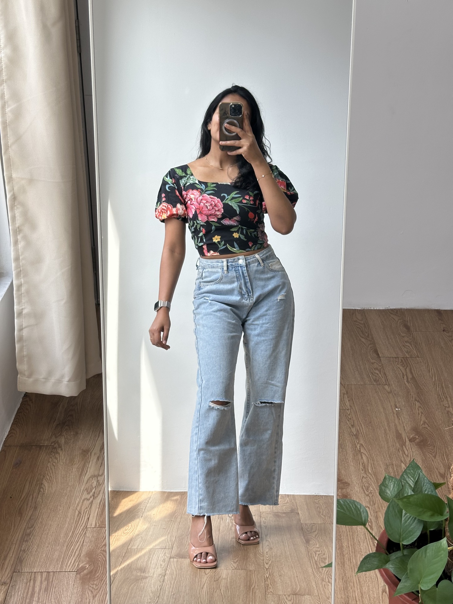 Puff Sleeve Crop Top