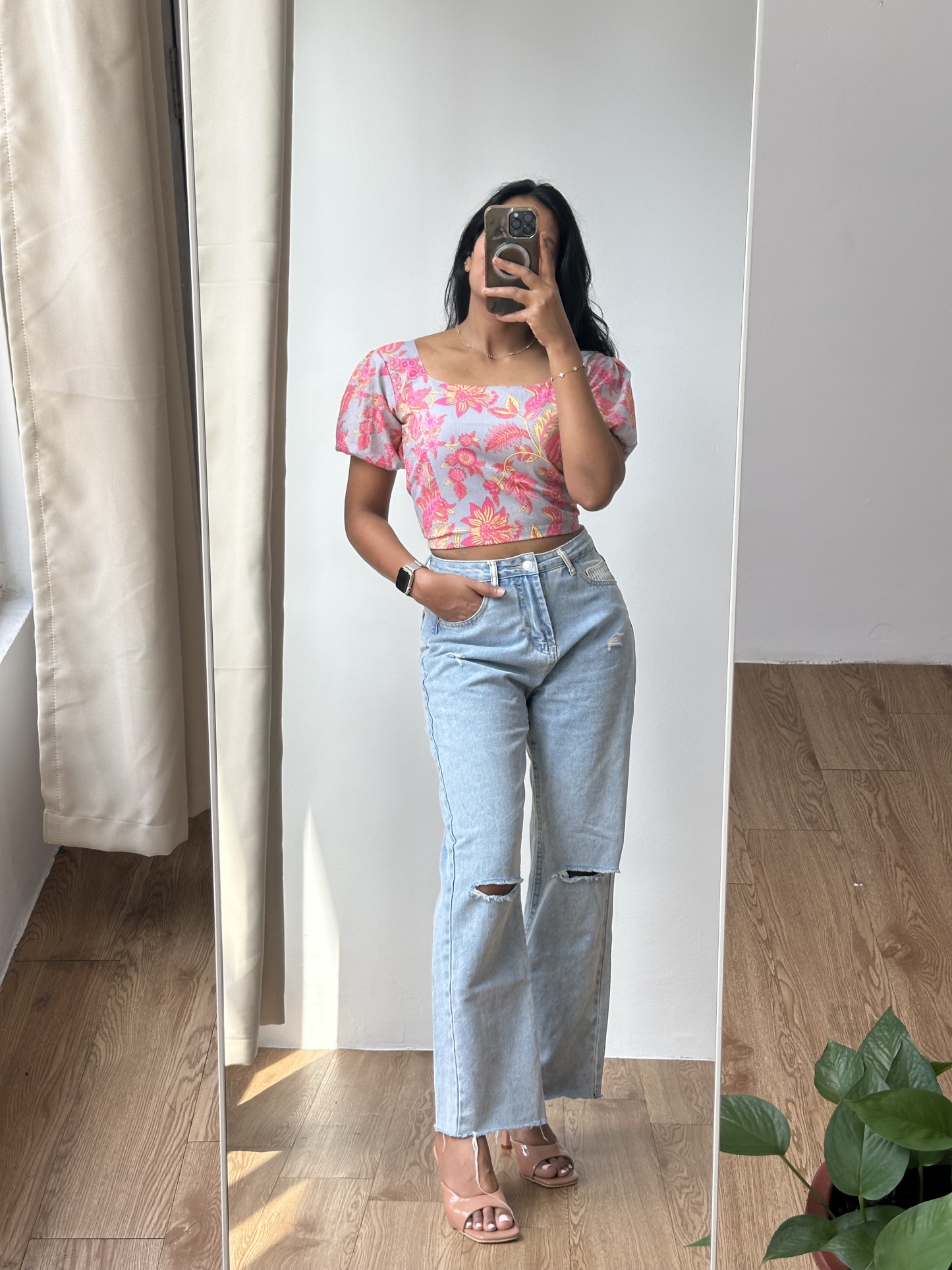 Puff Sleeve Crop Top