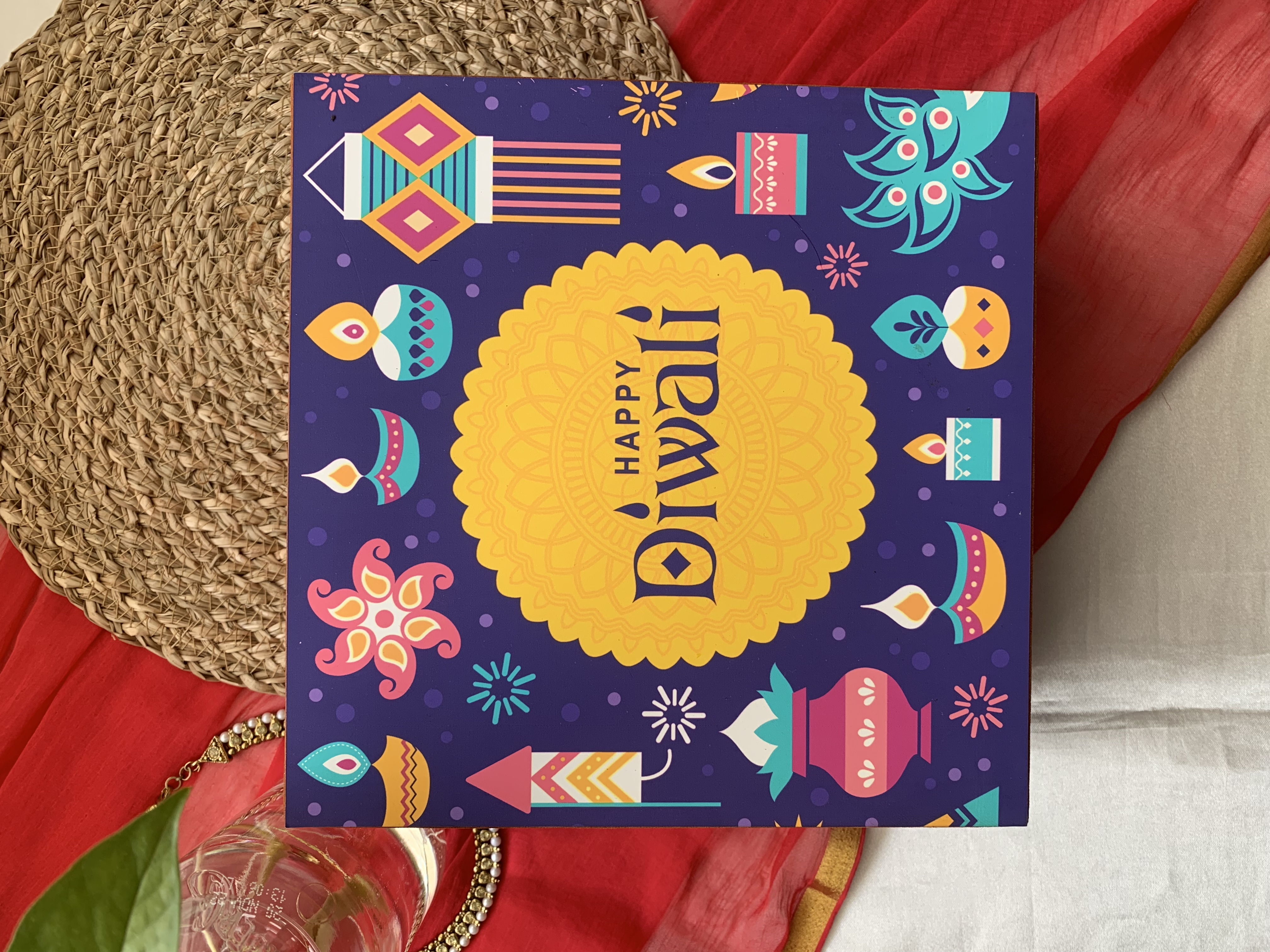 Storage and accessories gift box
