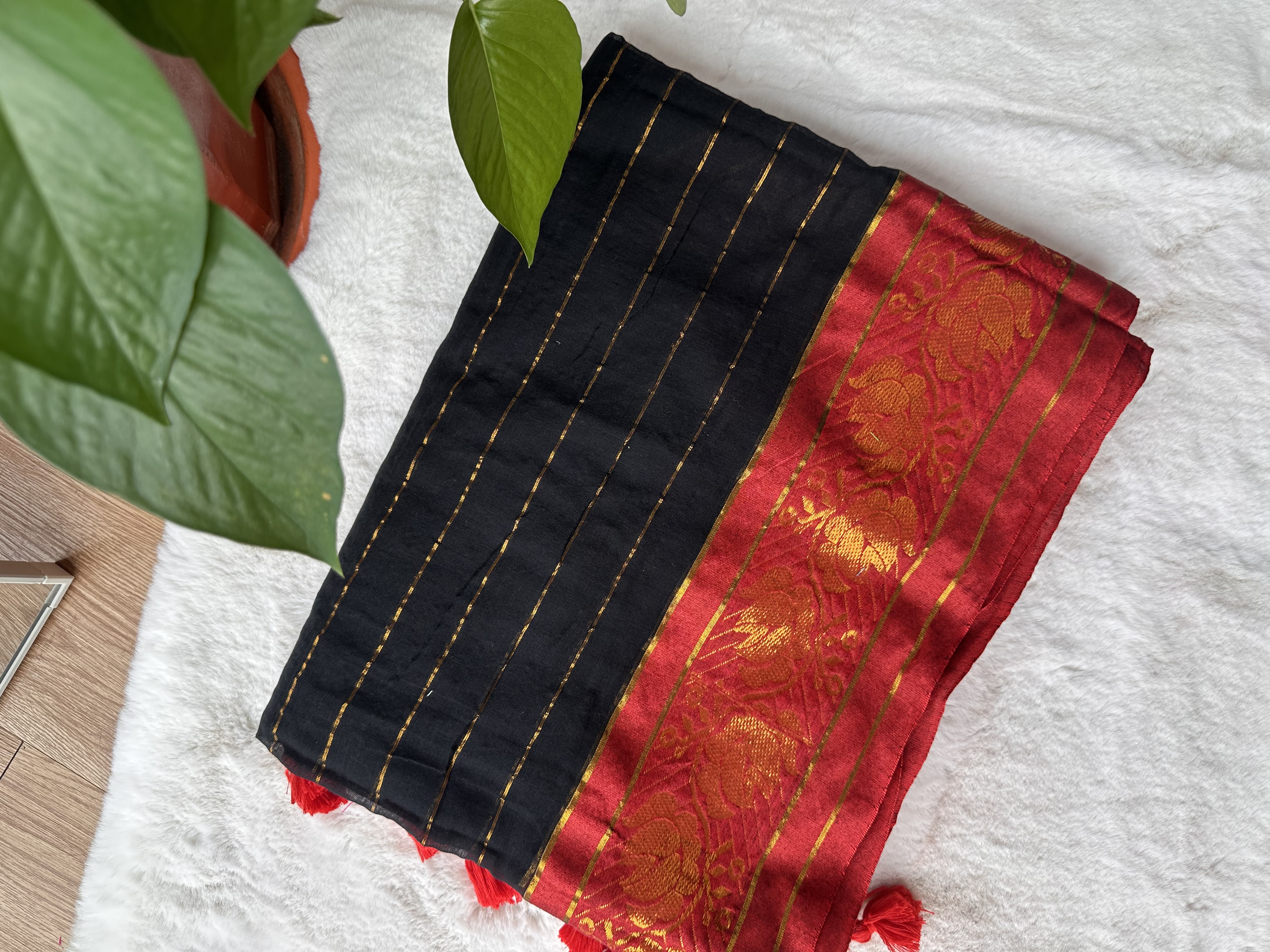 Mul Cotton Contrast Border