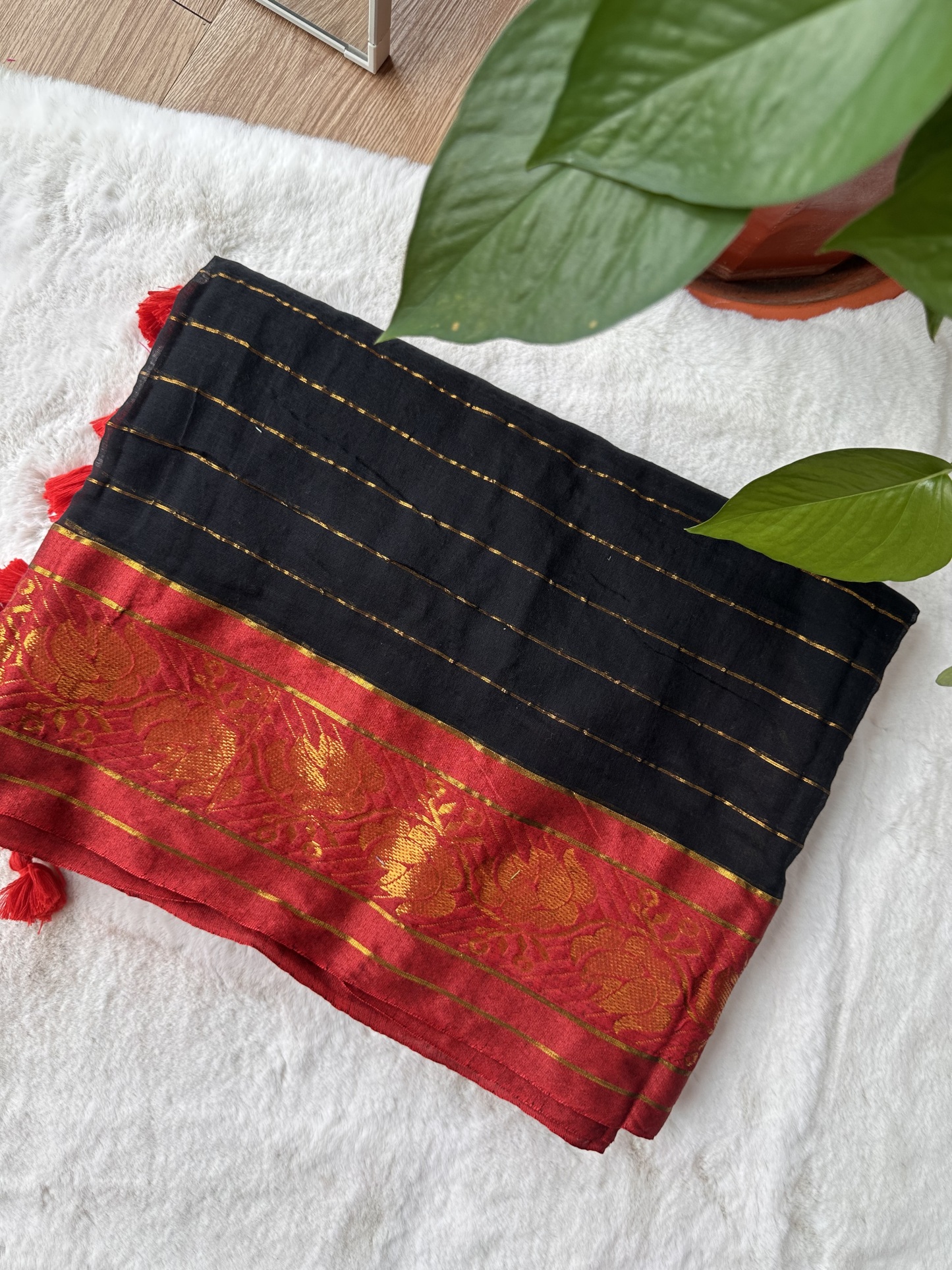 Mul Cotton Contrast Border