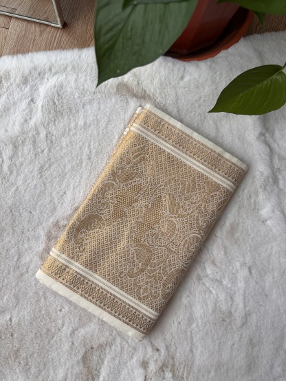 Handloom Cotton Kasavu Saree