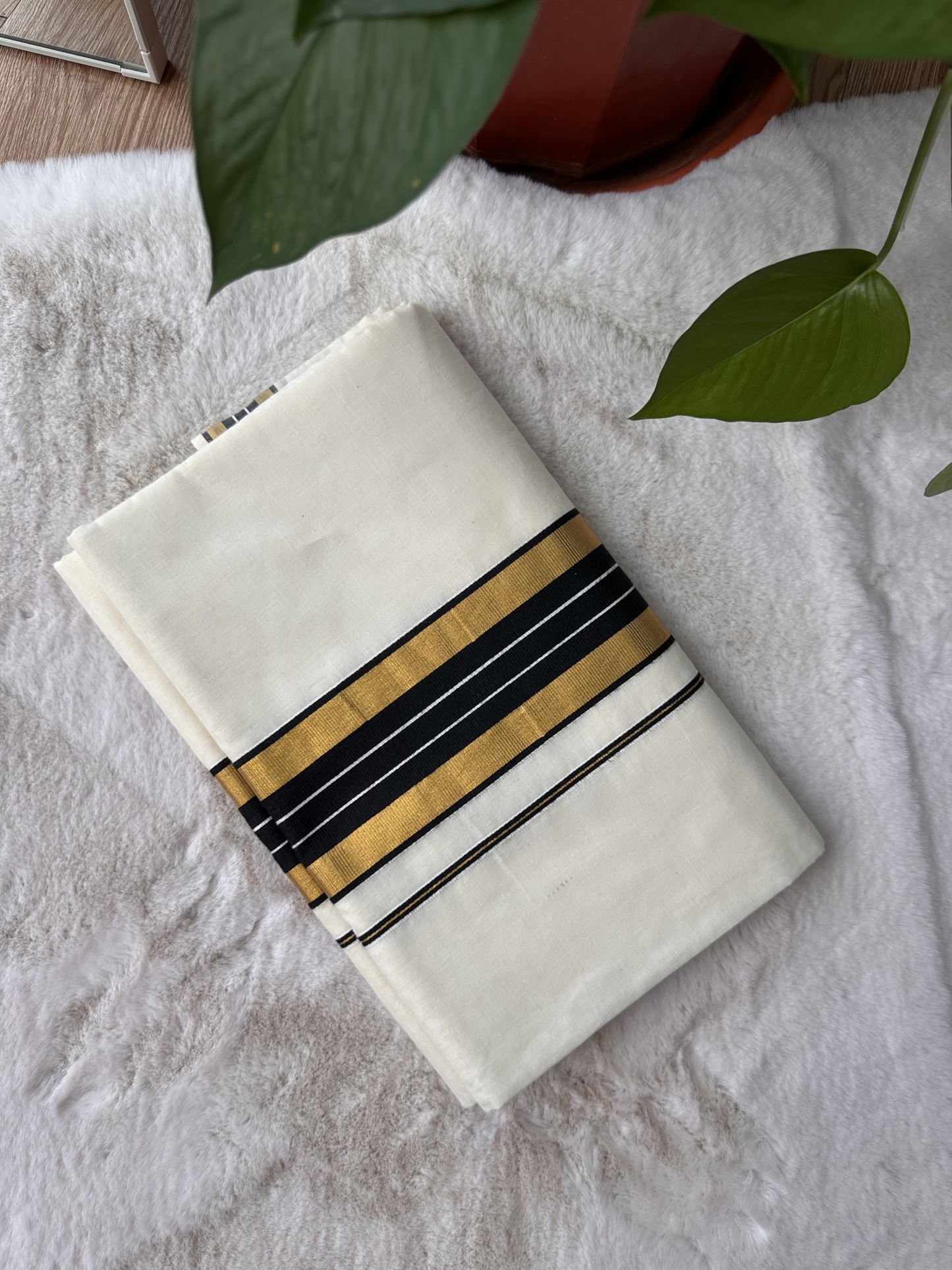 Handloom Cotton Kasavu Saree