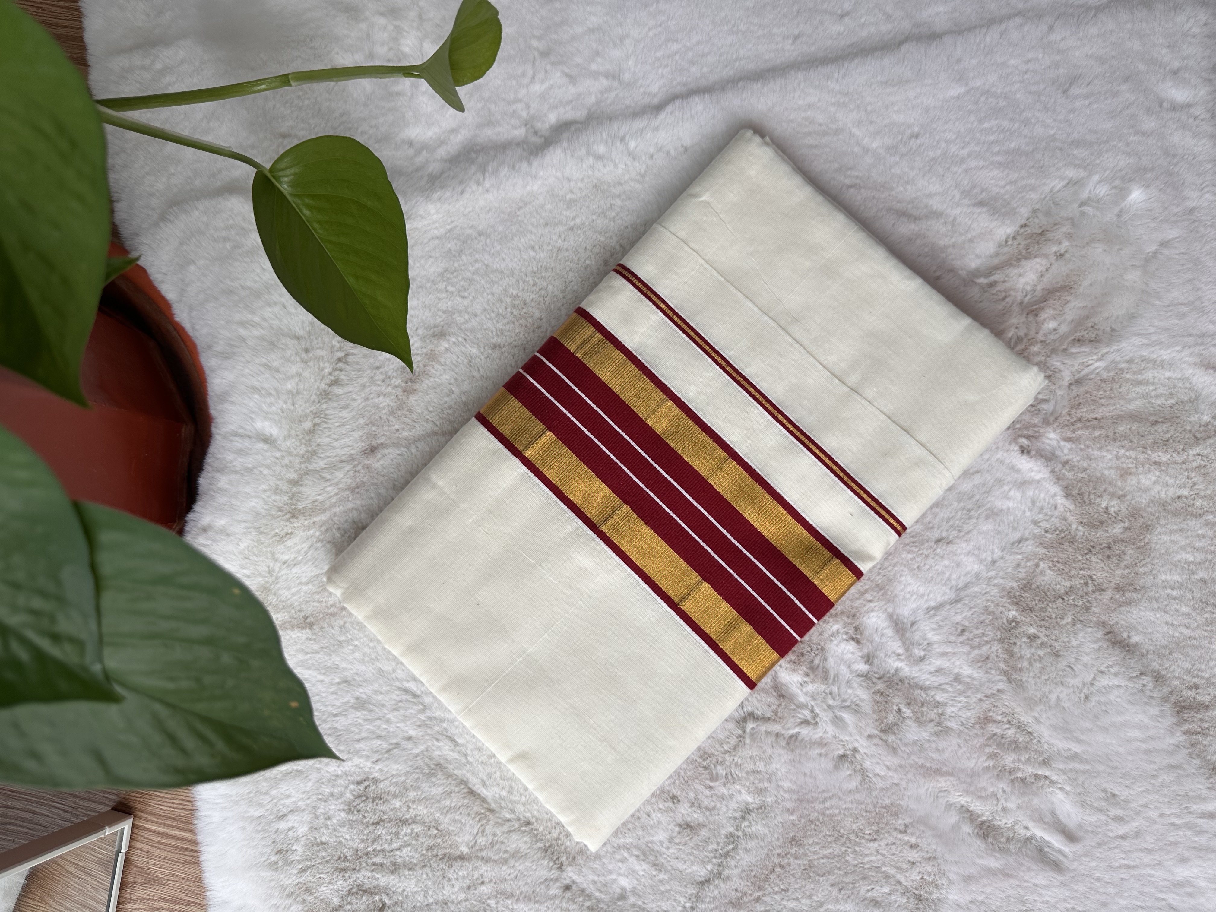 Handloom Cotton Kasavu Saree