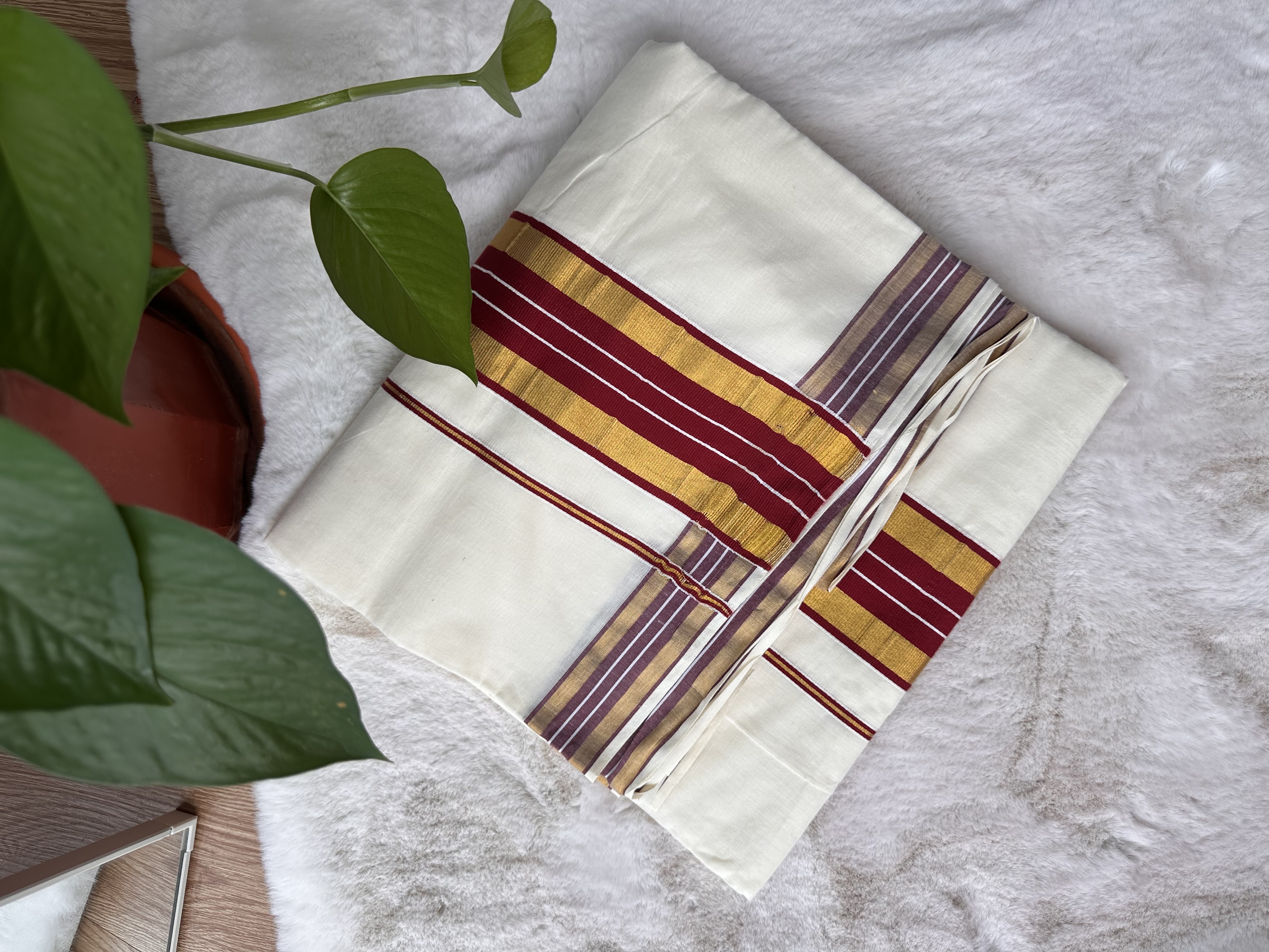 Handloom Cotton Kasavu Saree