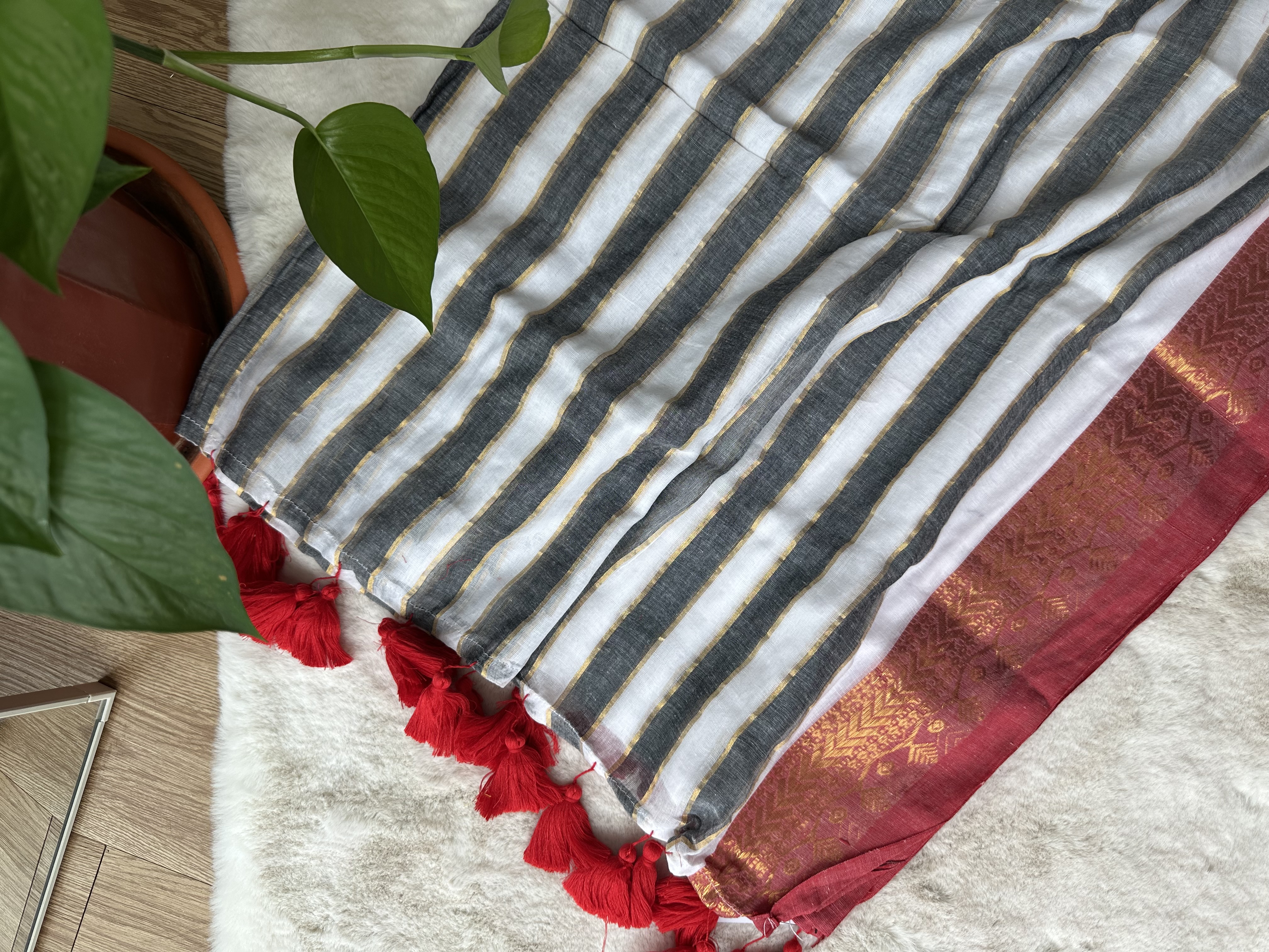 Kanchi Stripes Mul Saree