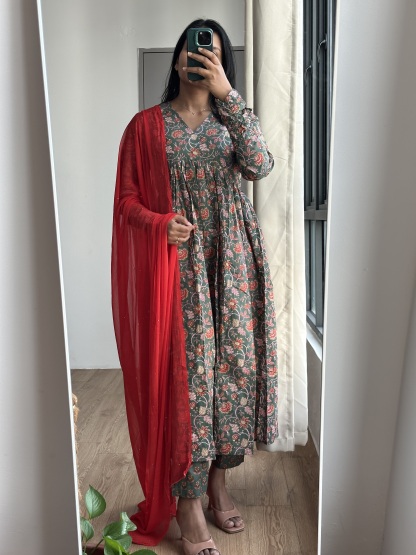 Alia Kurta Set