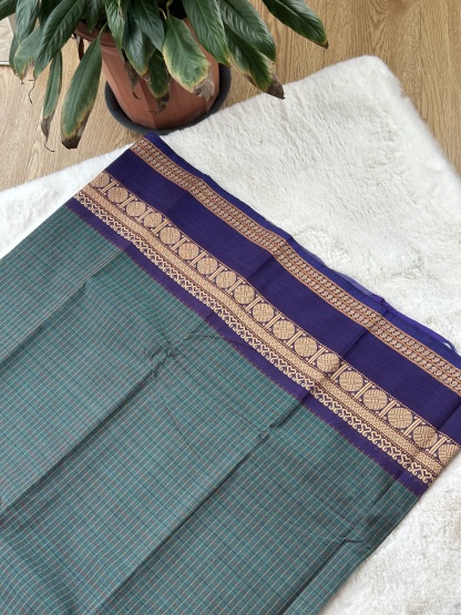 Handloom Cotton Saree without Blouse (60s)