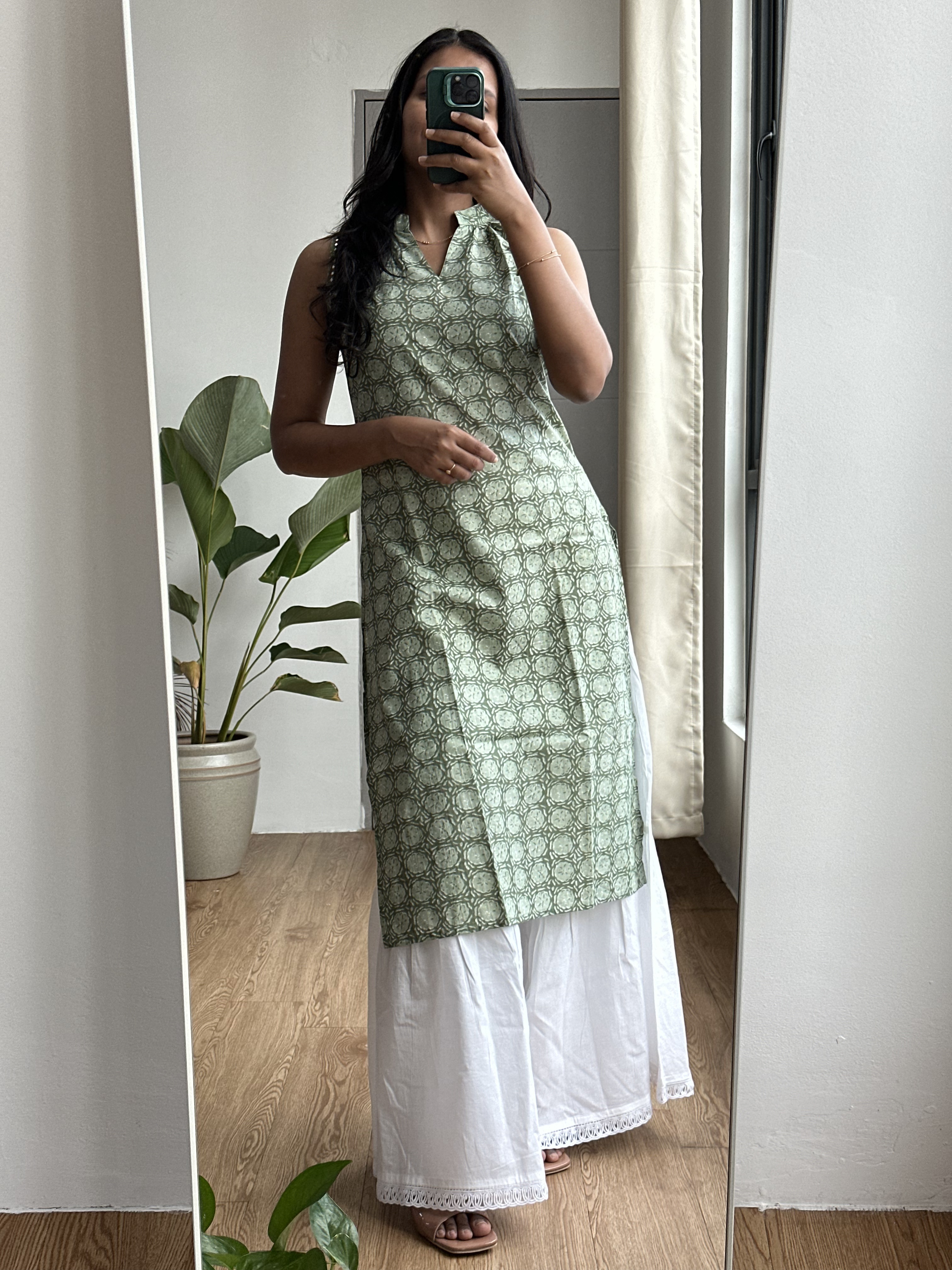 Sleeveless Cotton Kurta