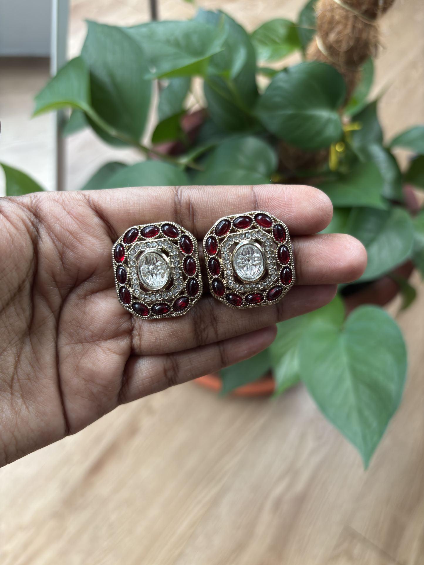 Mozanite Uncut Kundan Stud