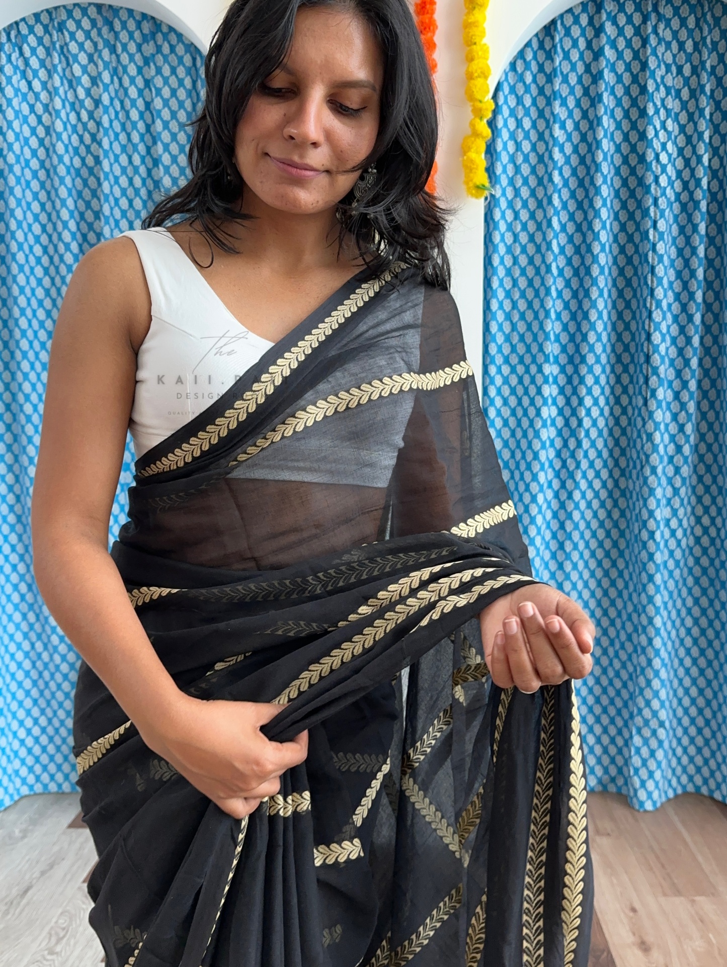 Soft Mul Saree with Threadwork