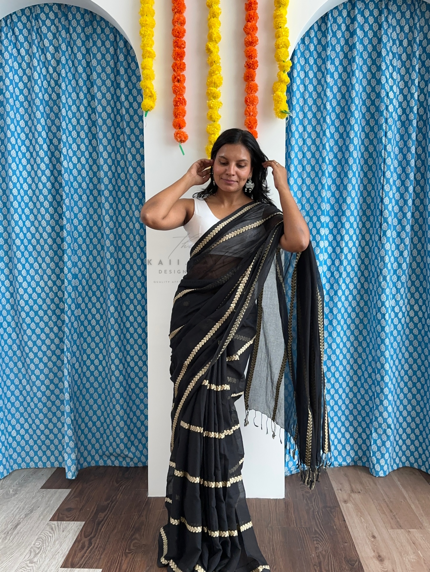 Soft Mul Saree with Threadwork
