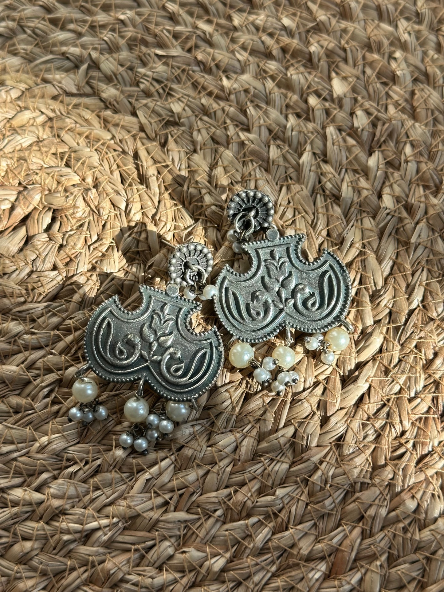 Oxidised Peacock Pearl Stud