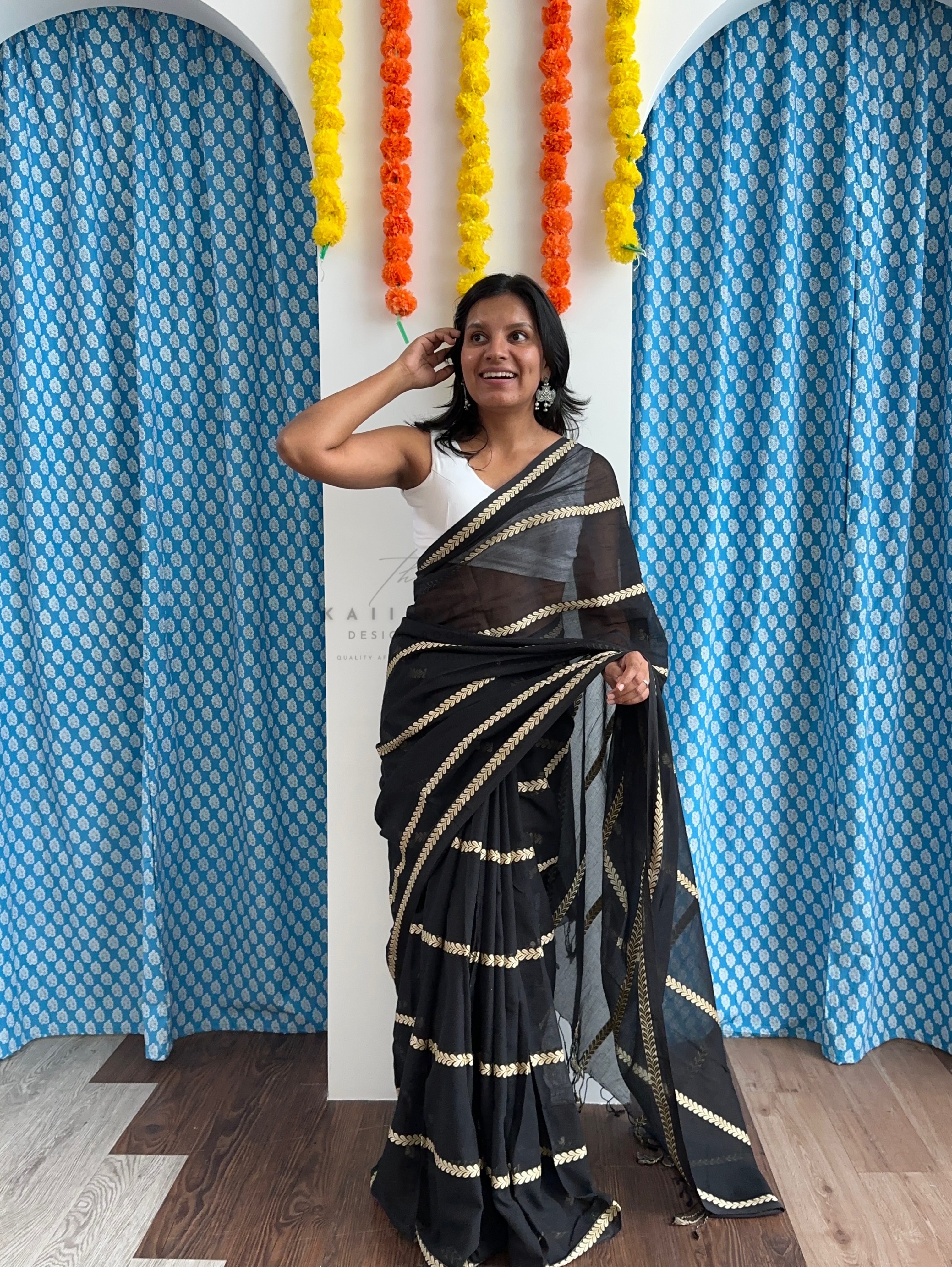 Soft Mul Saree with Threadwork