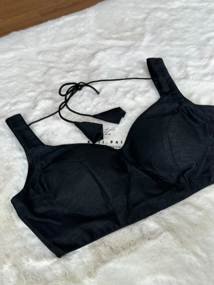 Sleeveless Blouse