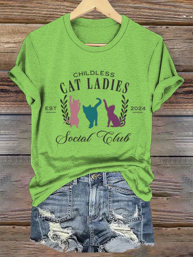 Women's Childless Cat Lady Print T-Shirt