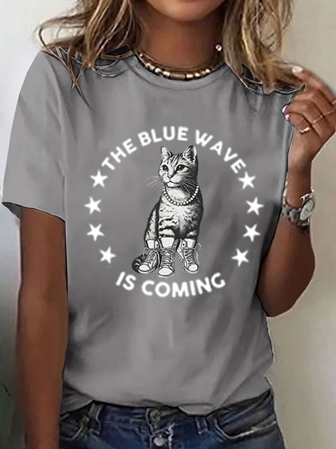 Women's La Cat  Blue Wave Is Coming  Printed Short-Sleeved T-Shirt