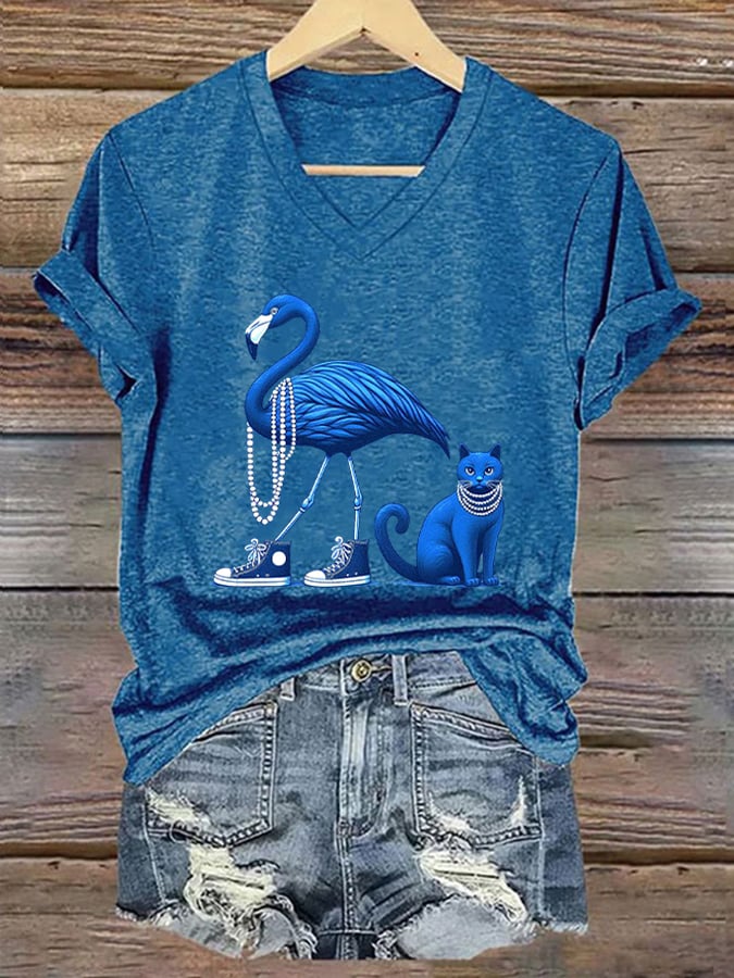 Women's Pearl Necklace Canvas Shoes Flamingo & Pearl Necklace Blue Cat Print Casual V-Neck T-Shirt