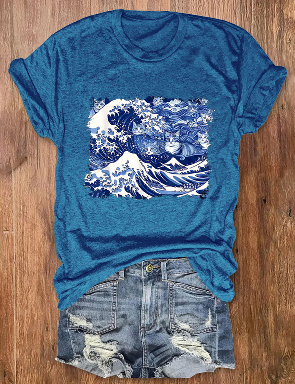Women's Blue Waves&cats Print T-Shirt