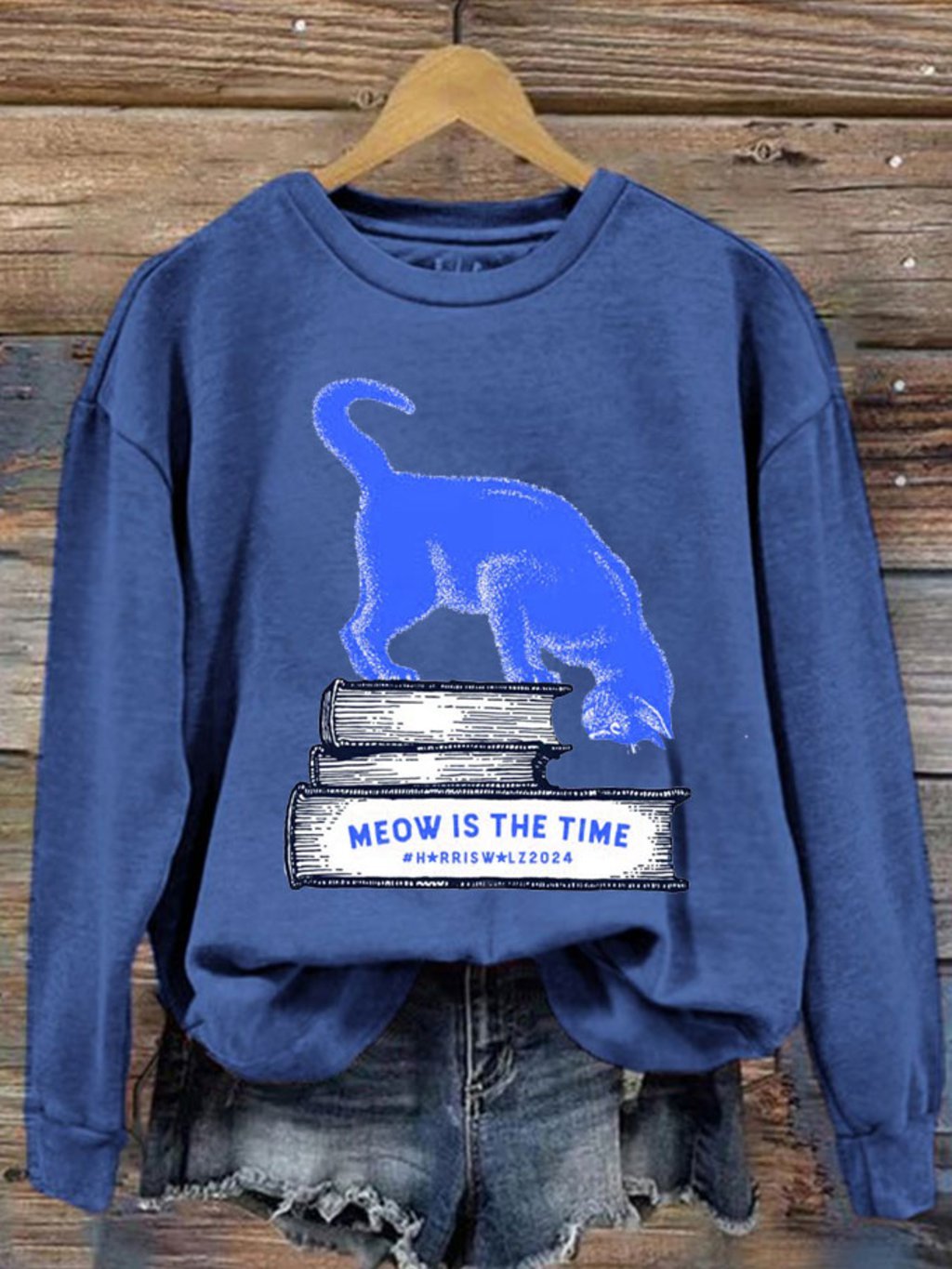 Women's Meow Is The Time Comma La Cat Printed Sweatshirt