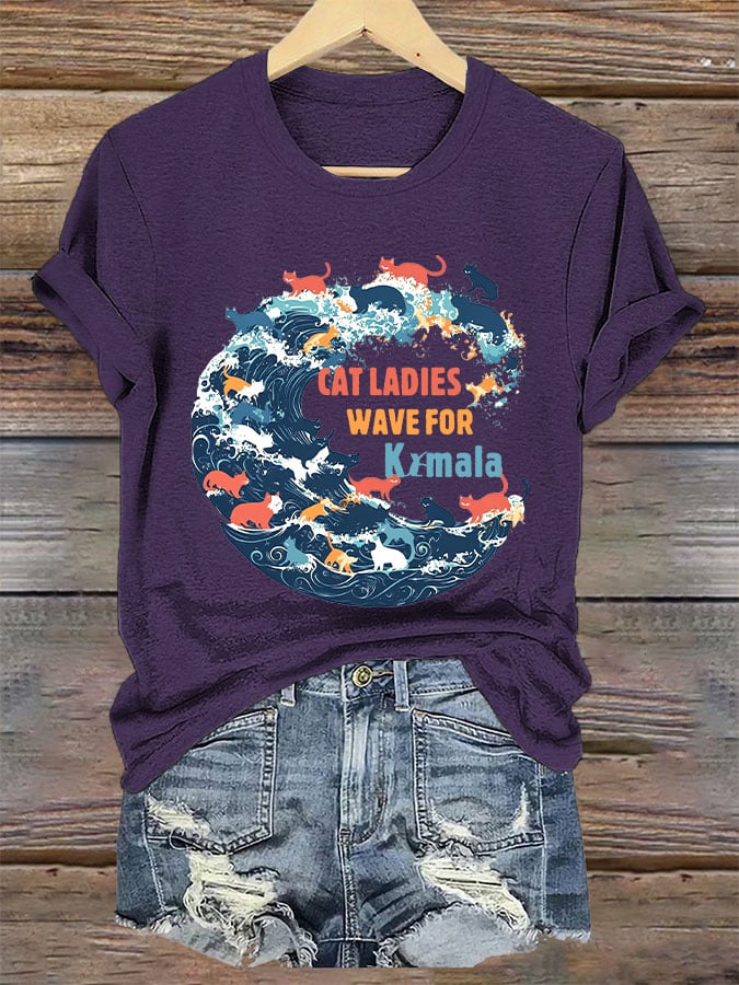 Women's Cat Ladies Wave for Kamala Printed T-shirt