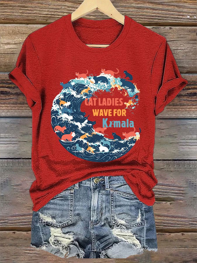 Women's Cat Ladies Wave for Kamala Printed T-shirt