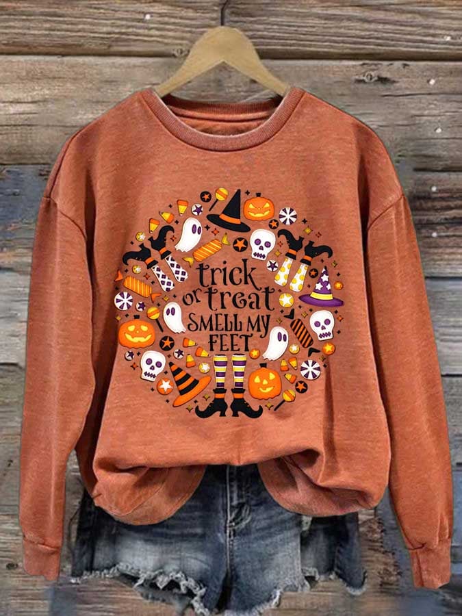 Women's Trick Or Treat Print Round Neck Sweatshirt