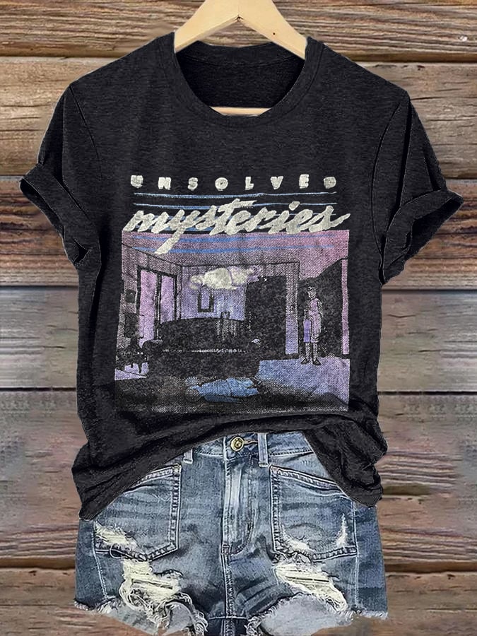 Retro Halloween Unsolved Mysteries Print T-Shirt
