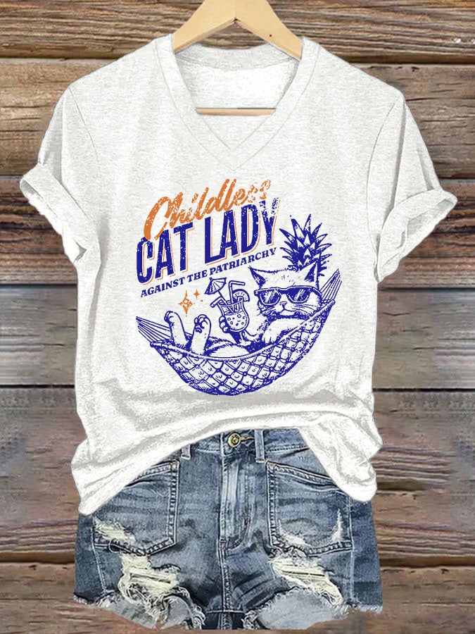 Women's Childless Cat Lady Against The Patriarchy Print T-shirt