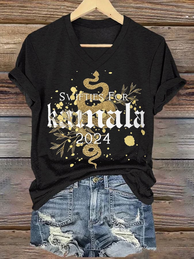 This Childless Cat Lady is Voting La Casual V Neck T-Shirt