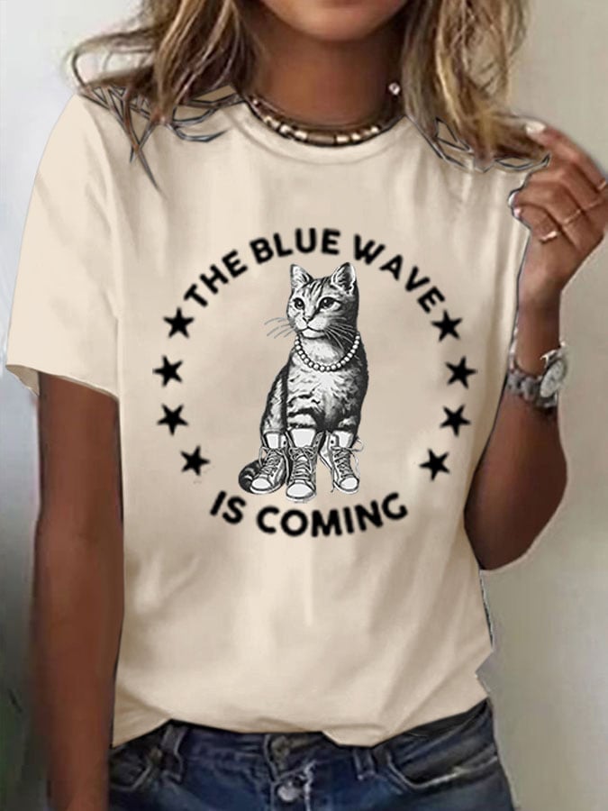 Women's La Cat  Blue Wave Is Coming  Printed Short-Sleeved T-Shirt