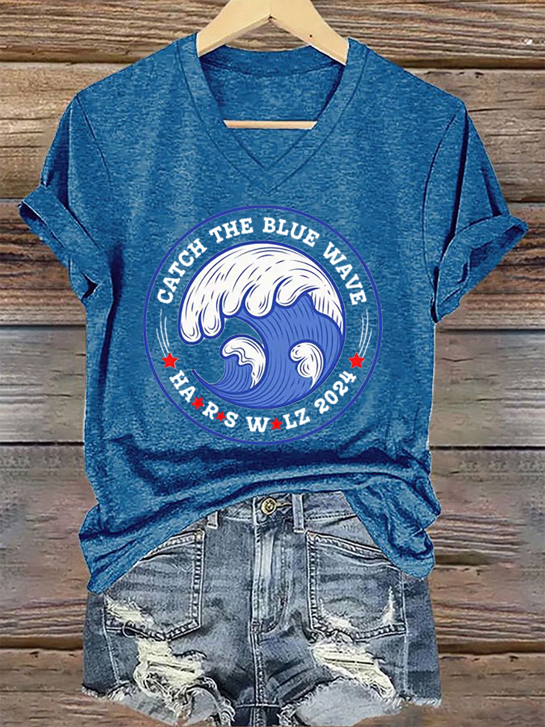 Women's La Catch The Blue Wave Printed Short-Sleeved T-Shirt