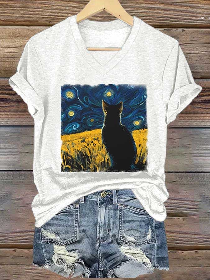 Women's Halloween Cat Looking At A Starry Night Print T-shirt