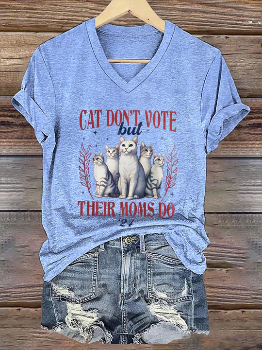 Women's Cat Dont Vote But Their Moms Do Print T-Shirt