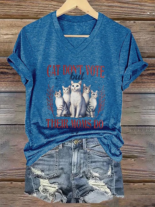 Women's Cat Dont Vote But Their Moms Do Print T-Shirt