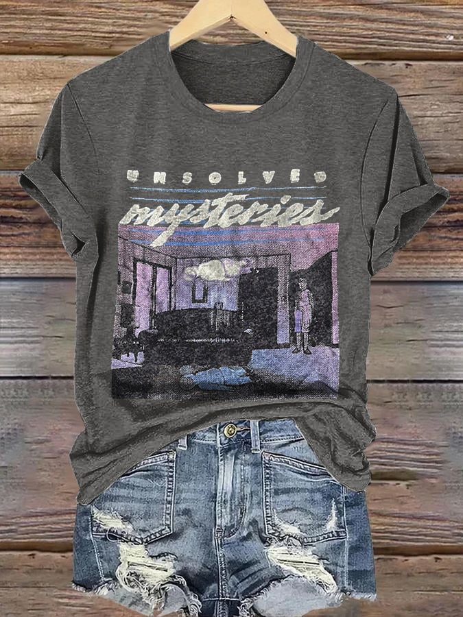 Retro Halloween Unsolved Mysteries Print T-Shirt