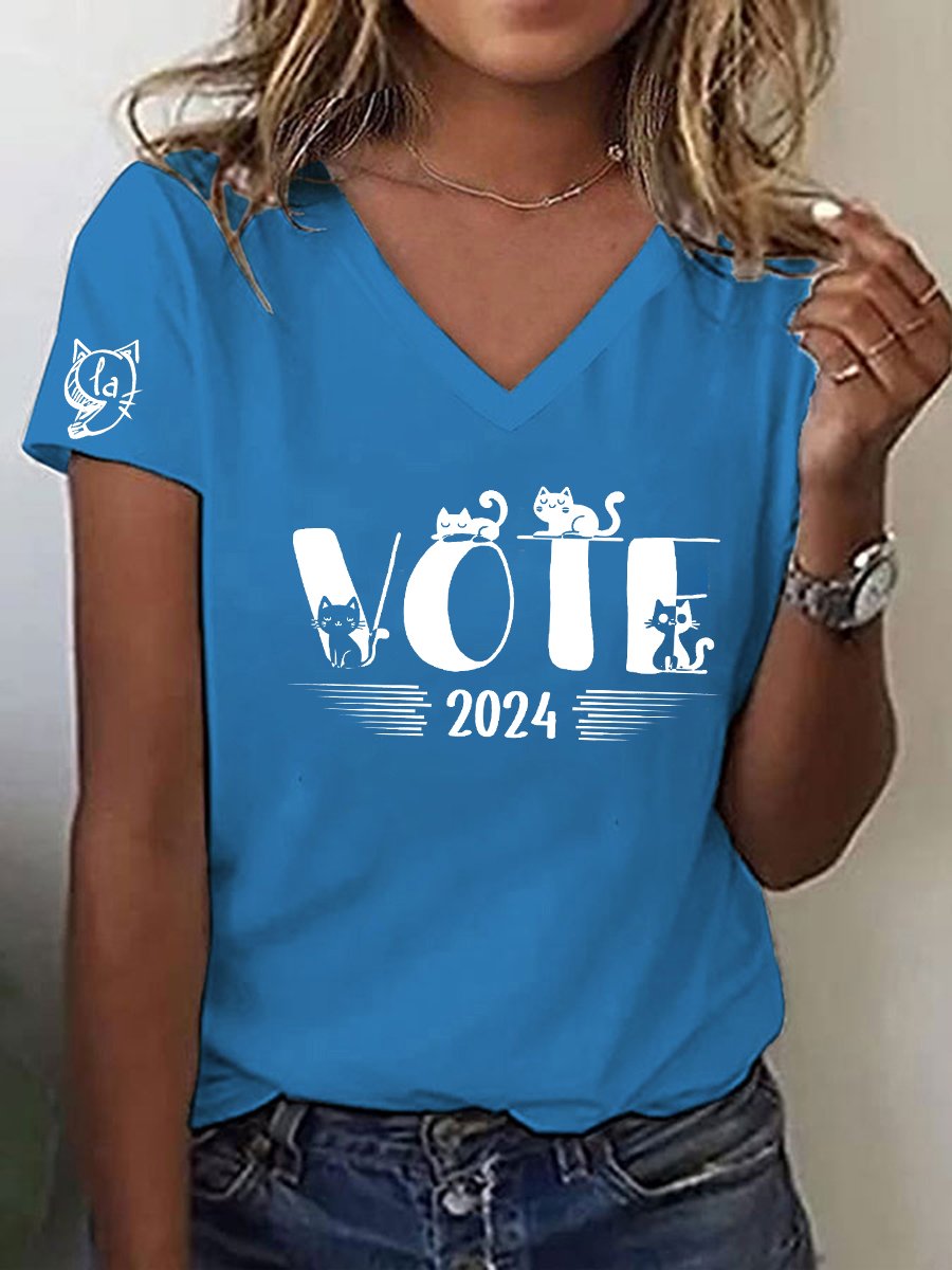 Women's Childless Cat Ladies Printed Casual V Neck T-Shirt