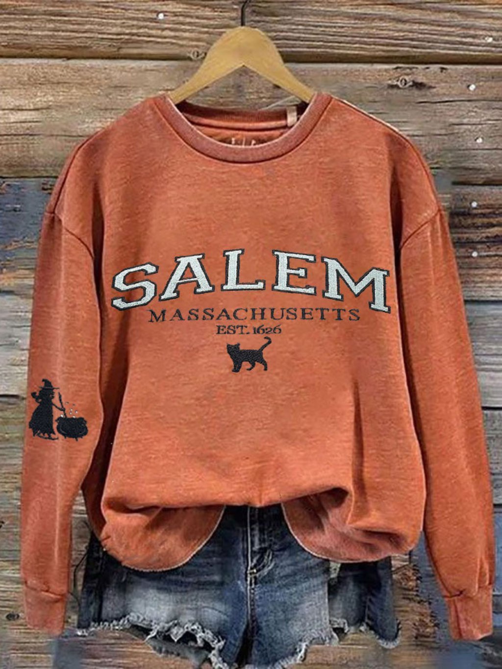 Women's Halloween Salem Witch Black Cat Printed Sweatshirt