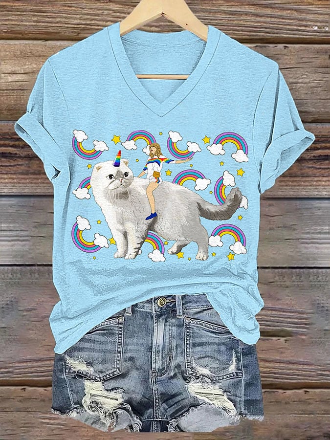 Women's Childless Cat Lady Print V-Neck T-Shirt