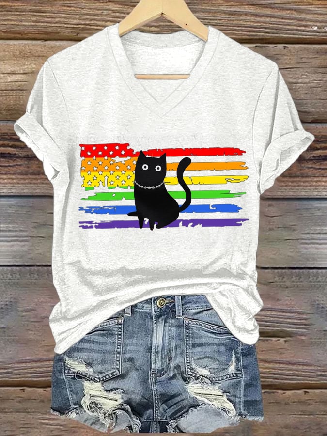 Women's Cat Wearing Pearls Color Print Casual T-Shirt