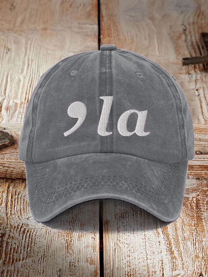 Comma La Print Vintage Hat