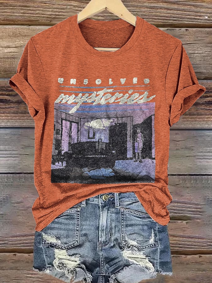 Retro Halloween Unsolved Mysteries Print T-Shirt