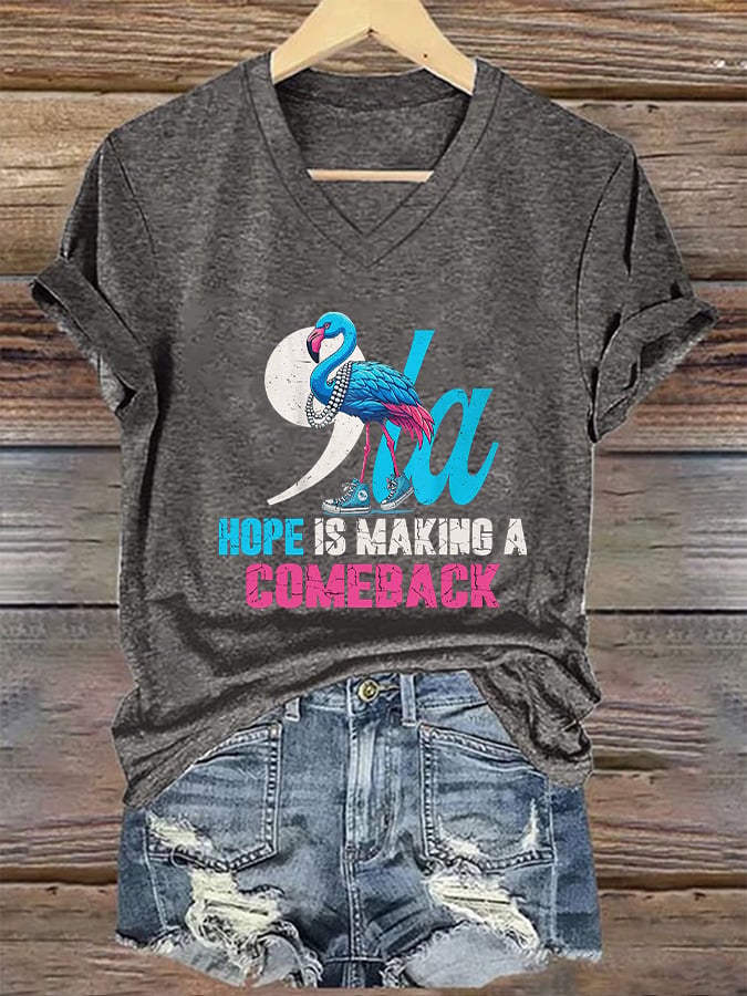 Women's Funny Comma La Hope-Is-Making-A-Comeback Chucks And Pearls Blue Flamingo Print T-Shirt