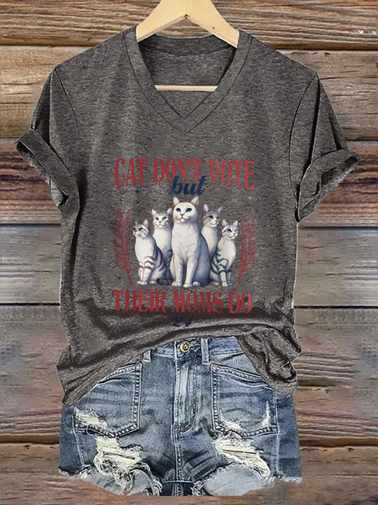 Women's Cat Dont Vote But Their Moms Do Print T-Shirt