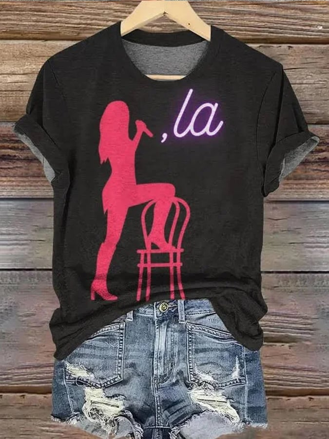 Women's Swiftie Fan Comma La Print T-Shirt