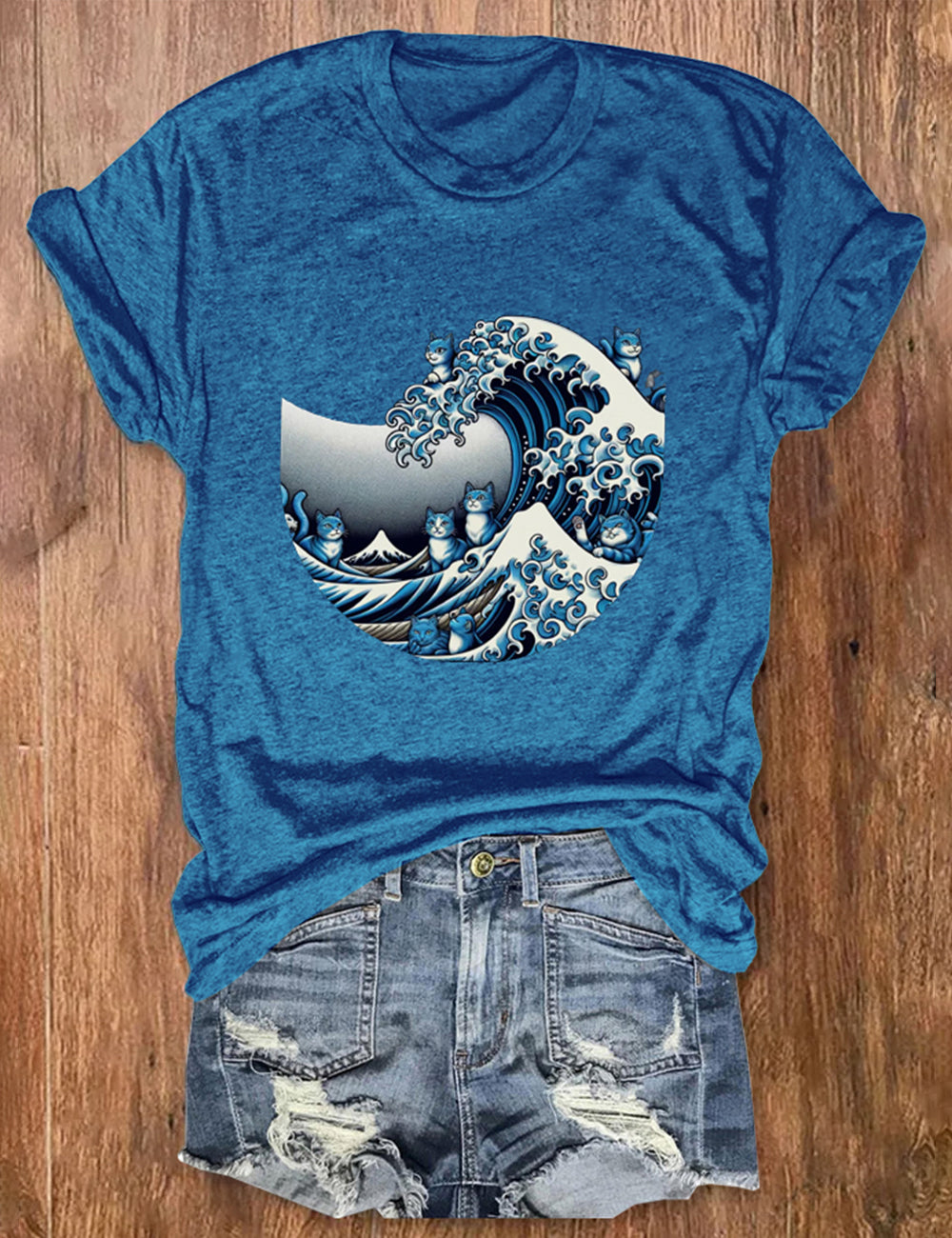 Women's Blue Waves&cats Print T-Shirt