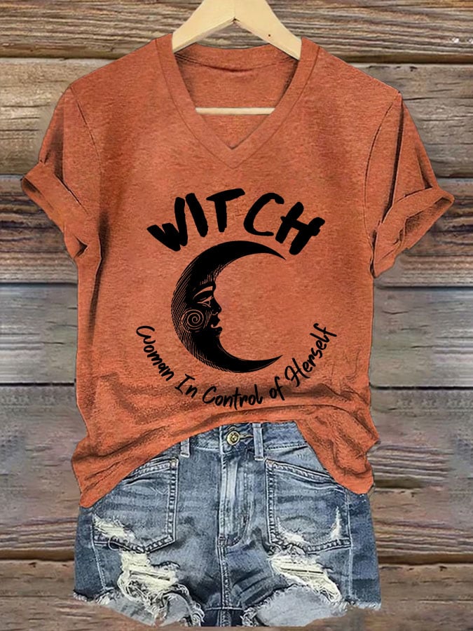 Women's Witch Woman In Total Control Of Herself Print V Neck T-shirt